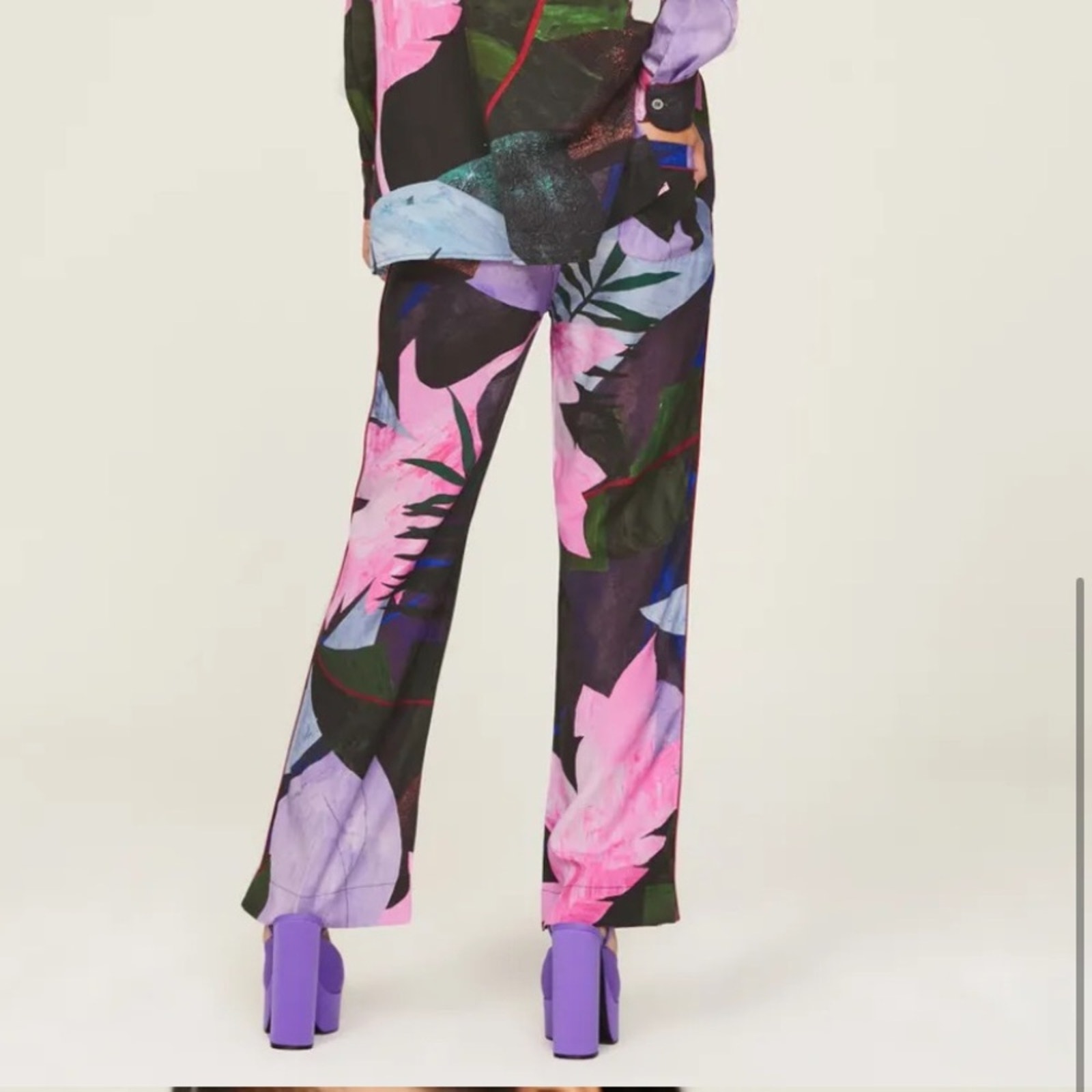 Untitled In Motion Floral Intuition Pants Size Extra Small — image 2 of 5